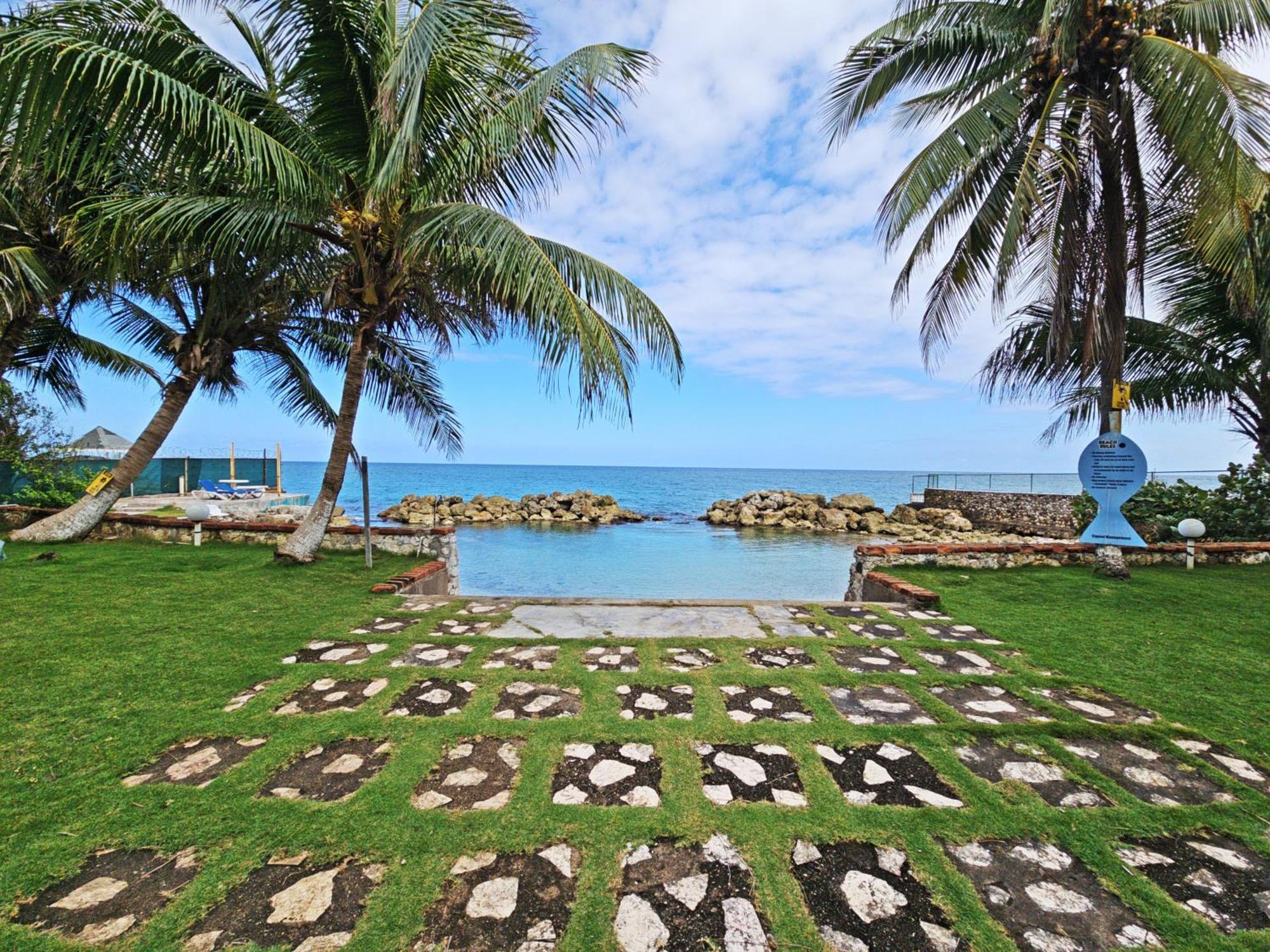 Chrisanns Paradise By The Ocean - Apt#9 Ocho Rios
