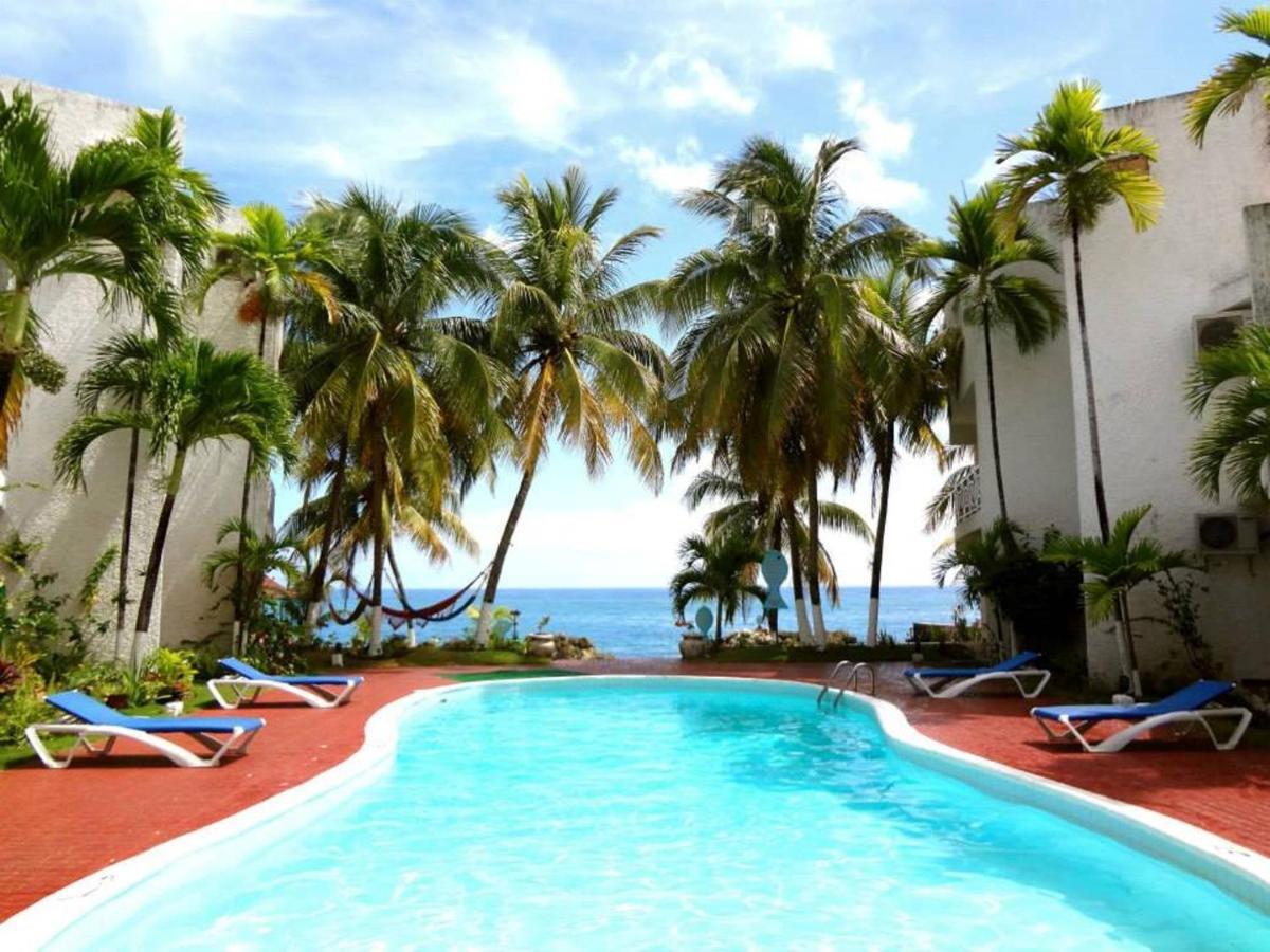 Apartment Chrisanns Paradise By The Ocean - Apt#9 *